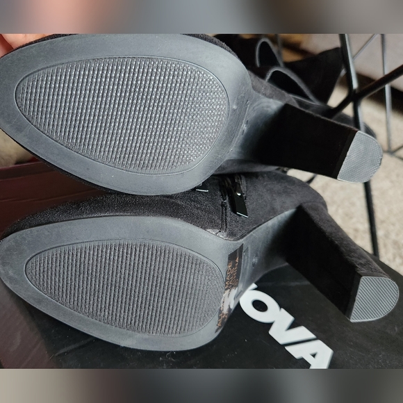 NWT Fashion Nova boots - Picture 3 of 7